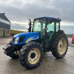 New Holland T4050