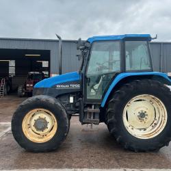 New Holland TS 100