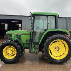 John Deere 6400