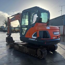 Doosan DX 60-9C