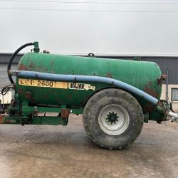 Major 2600 Gallon Tanker