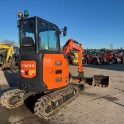 Hitachi ZX 33U-5A