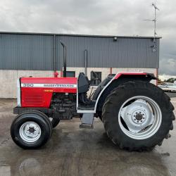 Massey Ferguson 390