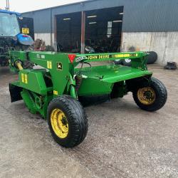 John Deere 1350