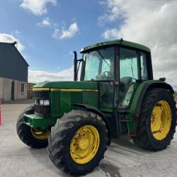 John Deere 6410