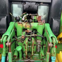 John Deere 6400