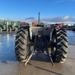 Massey Ferguson 390