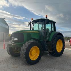 John Deere 6920