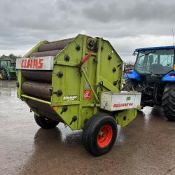 Claas Rollant 44