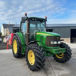 John Deere 6320