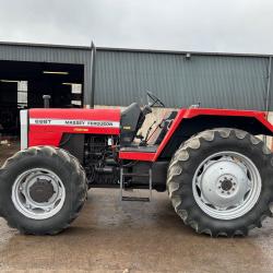 Massey Ferguson 698T