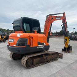 Doosan DX 60-9C C/W Rock Breaker