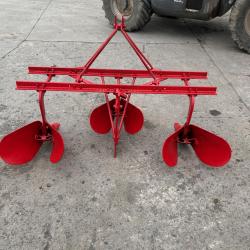 Massey Ferguson 3 Row Ridger