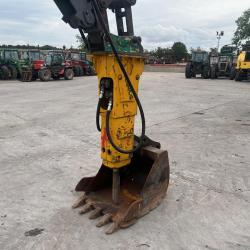 Doosan DX 60-9C C/W Rock Breaker