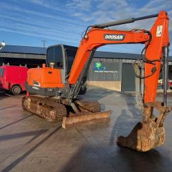 Doosan DX 60-9C