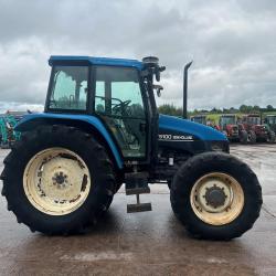 New Holland TS 100