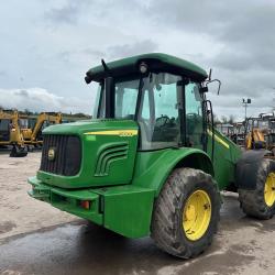 John Deere 3800