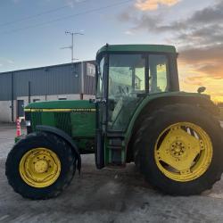 John Deere 6410