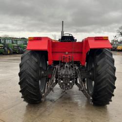 Massey Ferguson 698