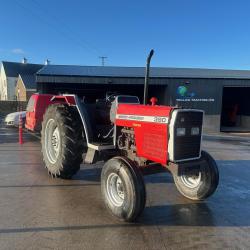 Massey Ferguson 390