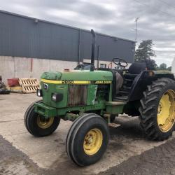 John Deere 2850