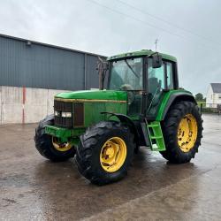 John Deere 6800