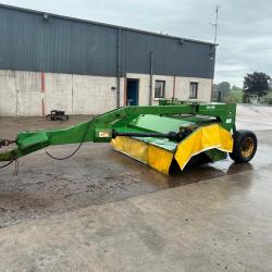 John Deere 1350