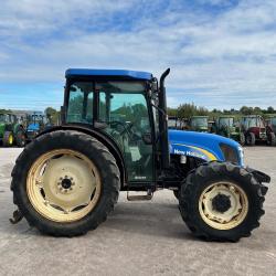 New Holland T4050