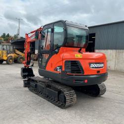 Doosan DX 60-9C