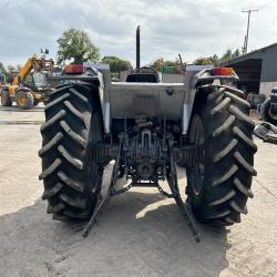 Massey Ferguson 390