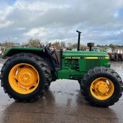 John Deere 2850