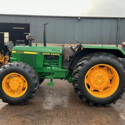 John Deere 2850