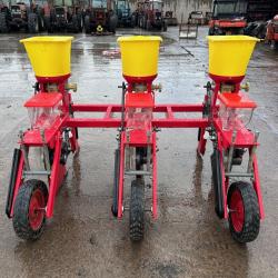 New 3 Row Maize Planter