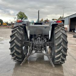 Massey Ferguson 390