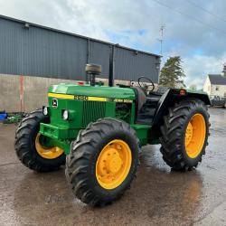 John Deere 2850