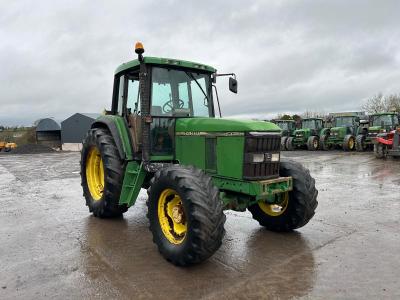 John Deere 6600