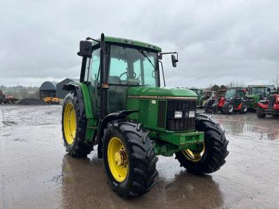 John Deere 6400