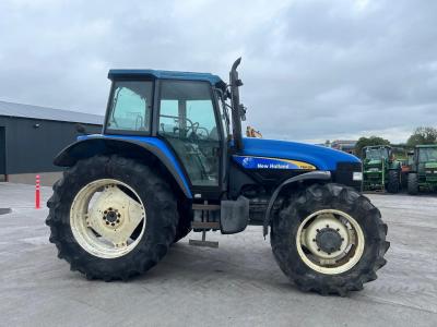 New Holland TM 120