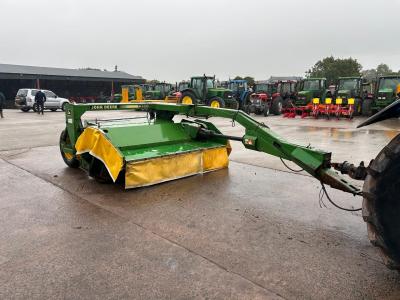 John Deere 1350