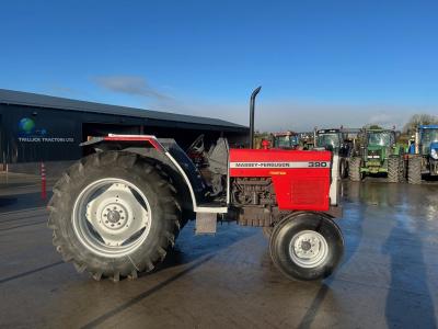 Massey Ferguson 390