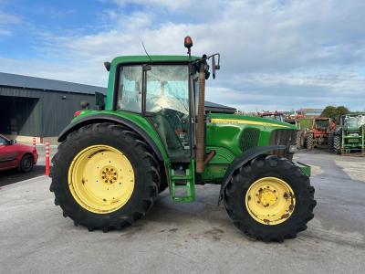 John Deere 6320