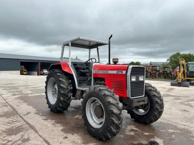 Massey Ferguson 375