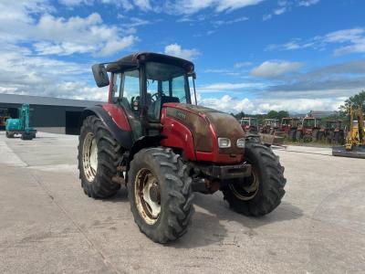 Valtra C120